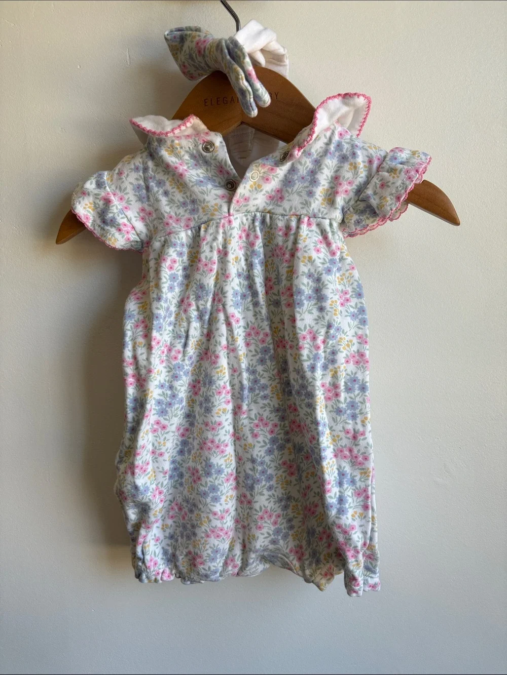 Floral Ruffle Collar Romper - Picture 2 of 5